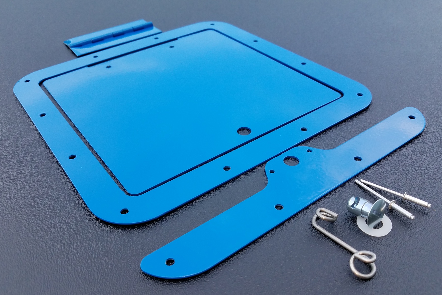 DOM1204 Access Panel Aluminum Dominator Race Products