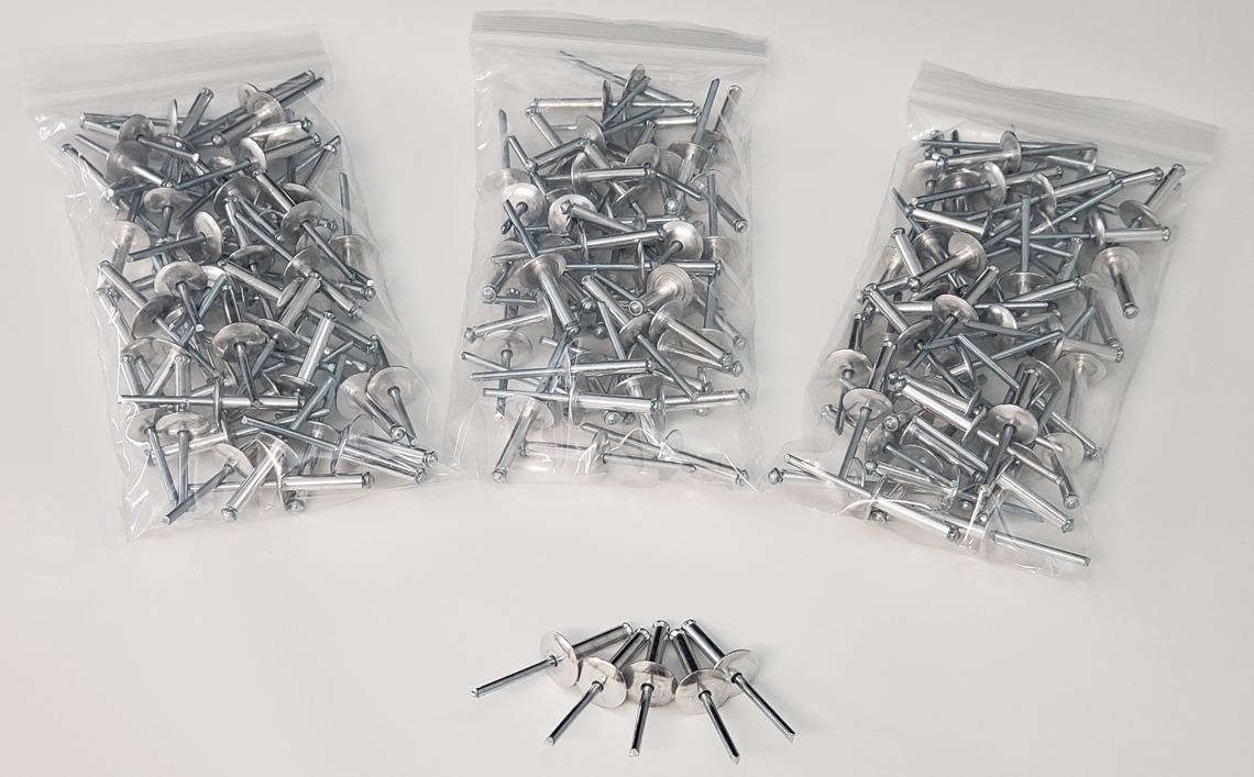 DOM1411 Large Head, Exploding Rivets Dominator Race Products